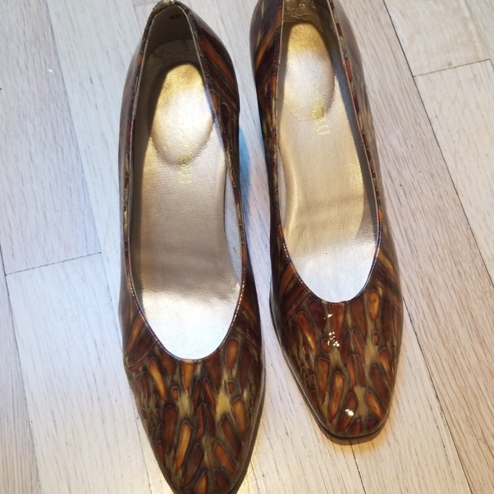 Dressy shoes with Matching purse